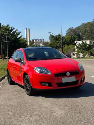 FIAT BRAVO 1.8 SPORTING 16V FLEX 4P MANUAL FIAT BRAVO 1.8 SPORTING 16V FLEX 4P MANUAL